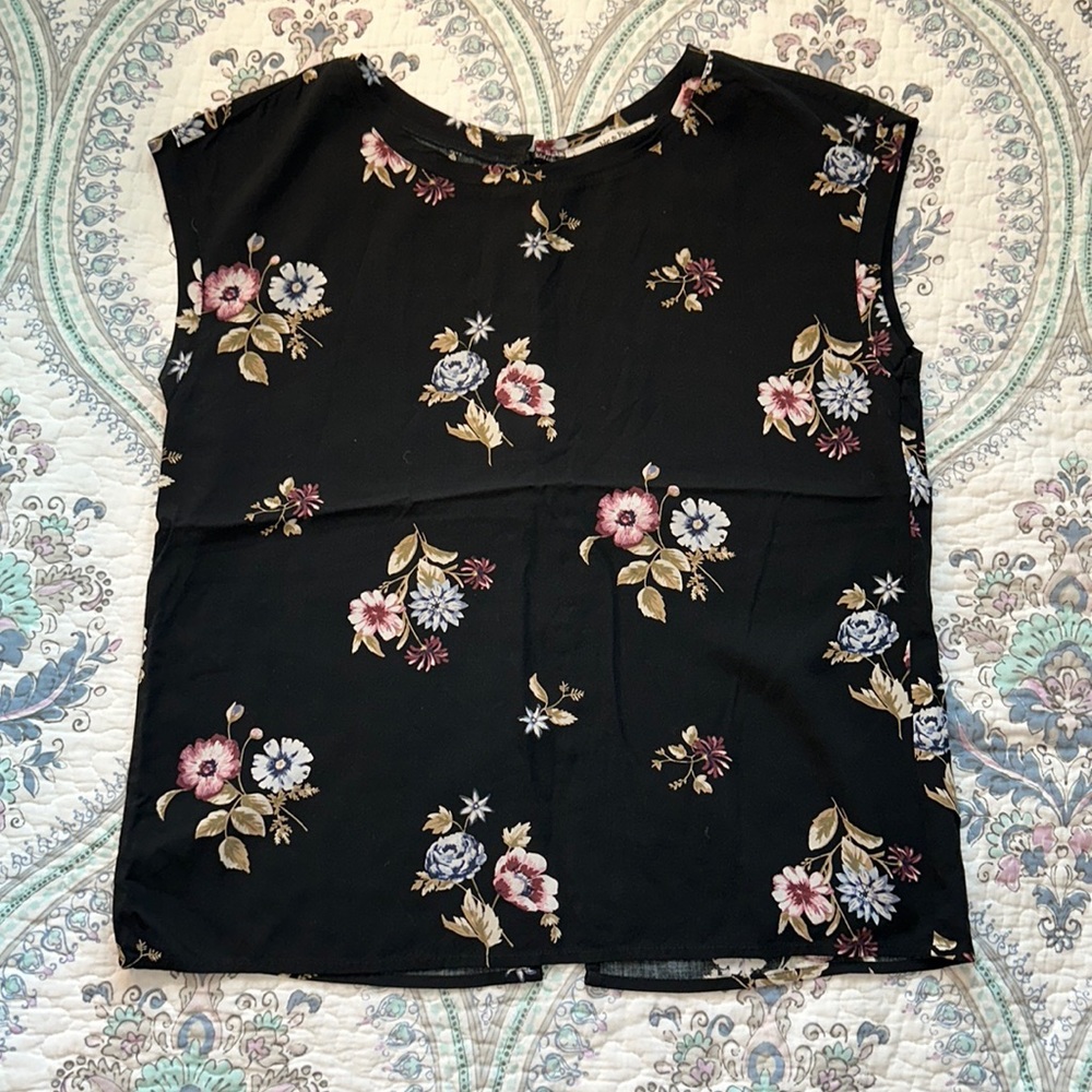 Adorable Button Back Top